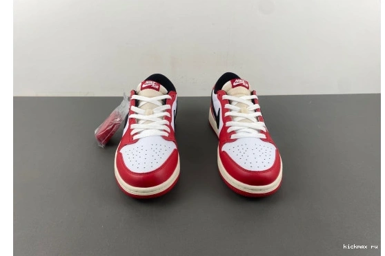 HQ6998-600 Jordan  HQ6998-600 1 OG  Low Air “Chicago” 0516